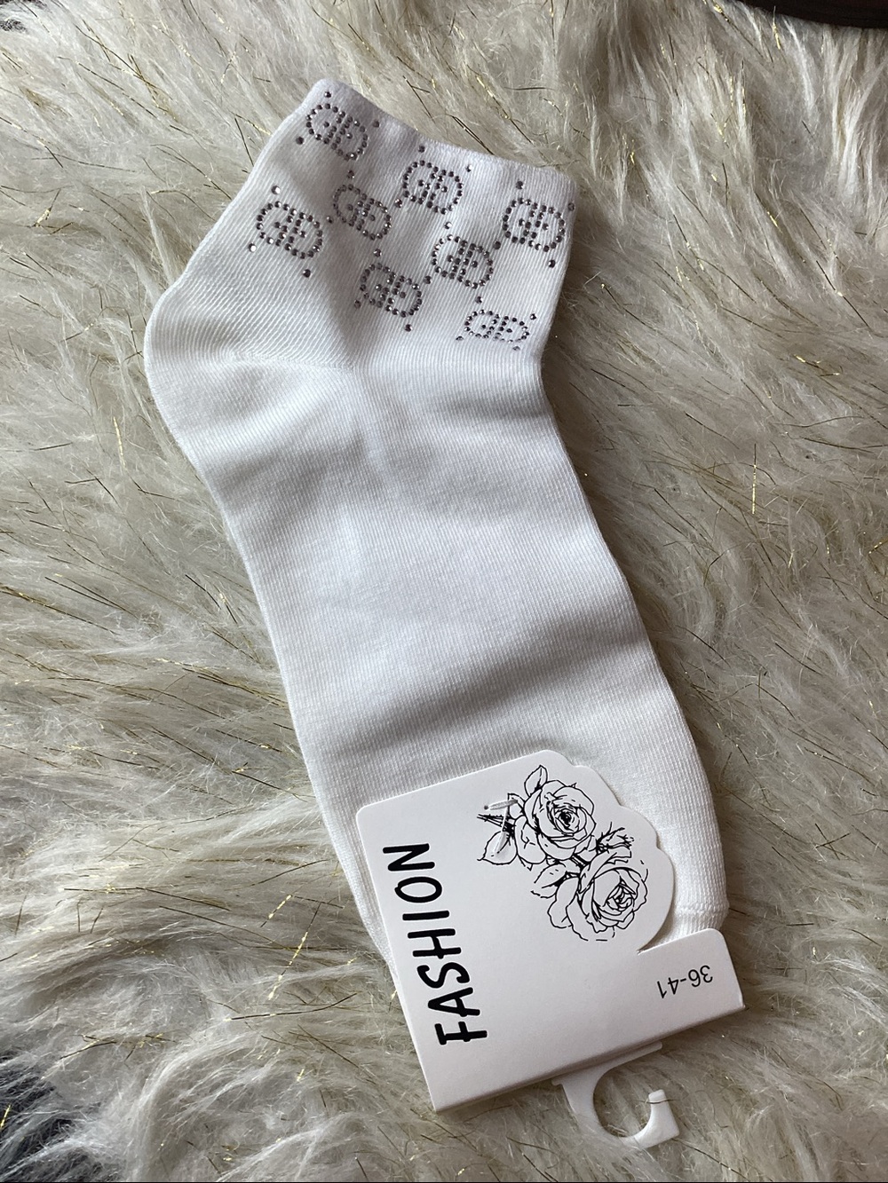 White Women’s Crew Socks‎